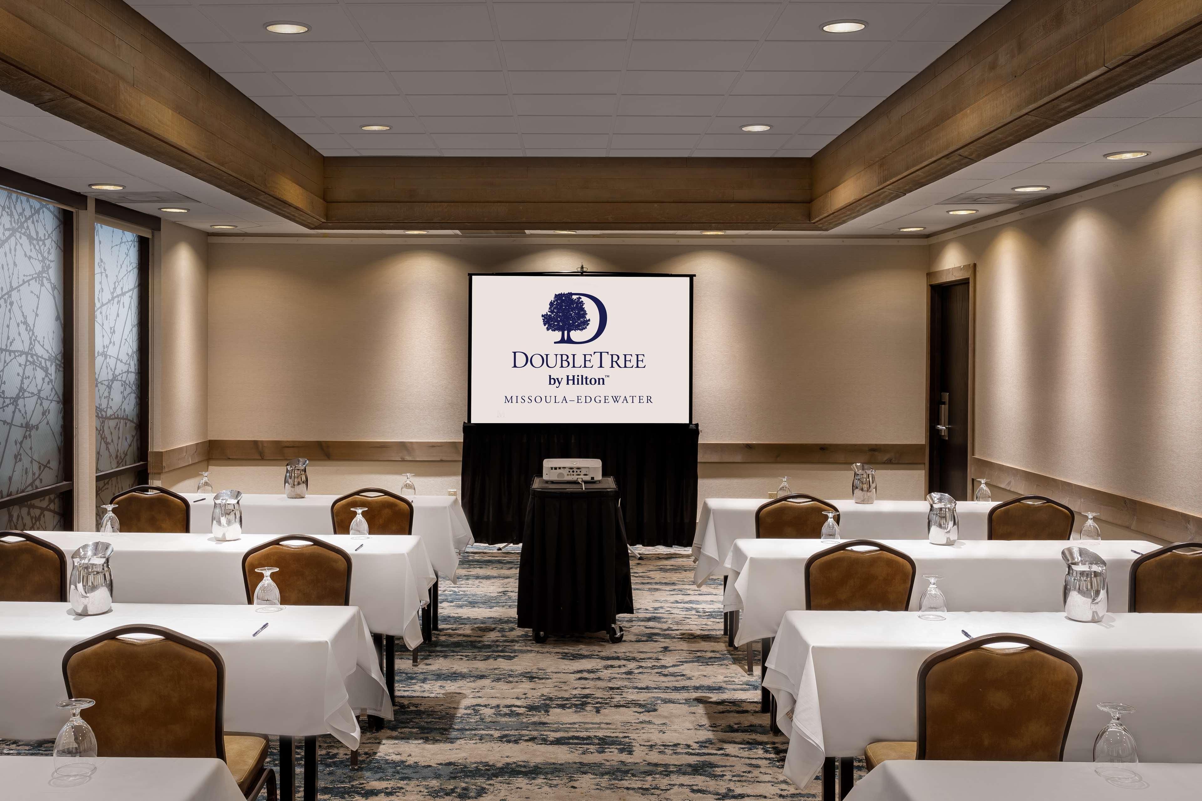 Doubletree By Hilton Missoula Edgewater Hotel Ngoại thất bức ảnh