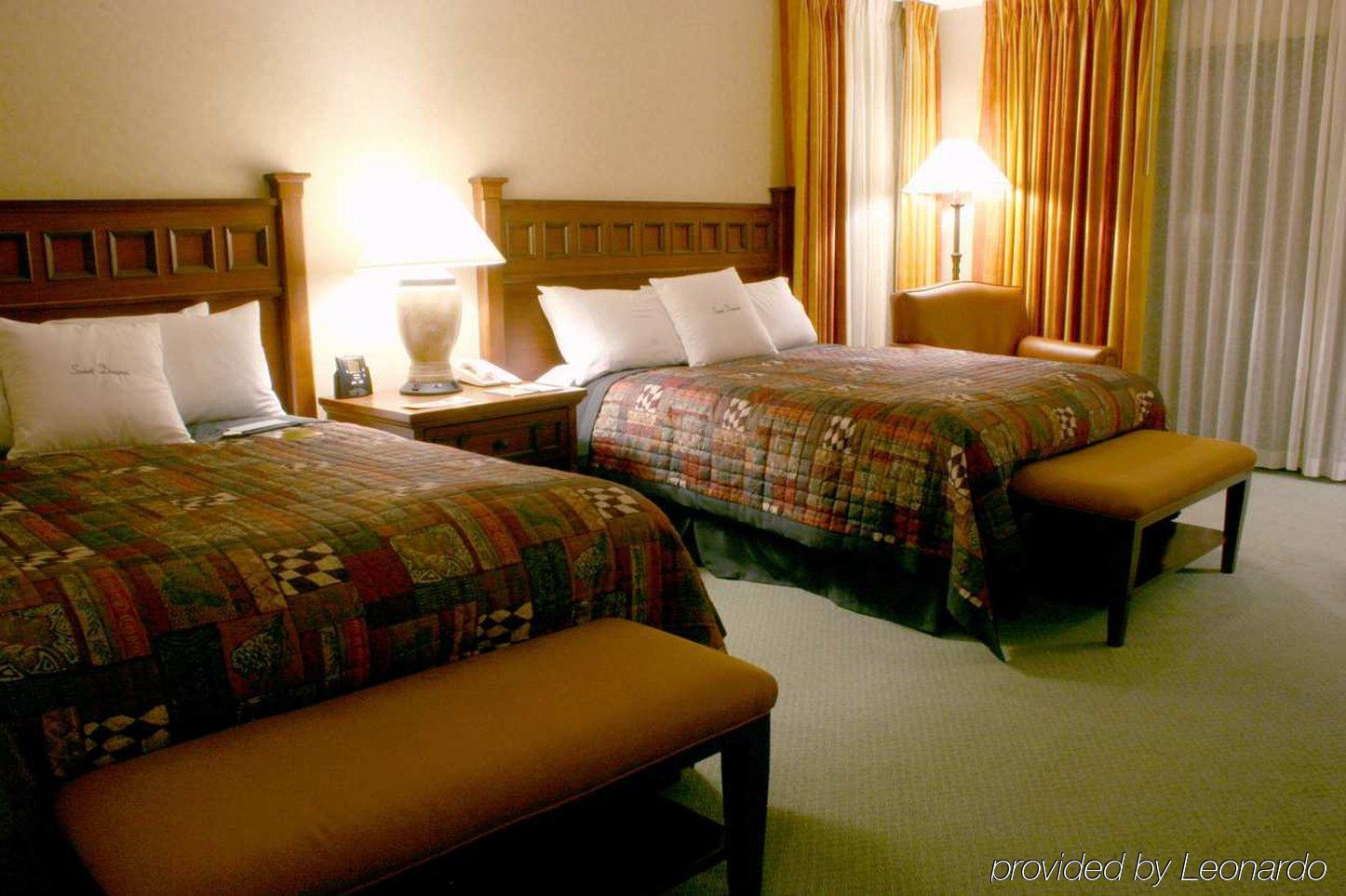 Doubletree By Hilton Missoula Edgewater Hotel Phòng bức ảnh